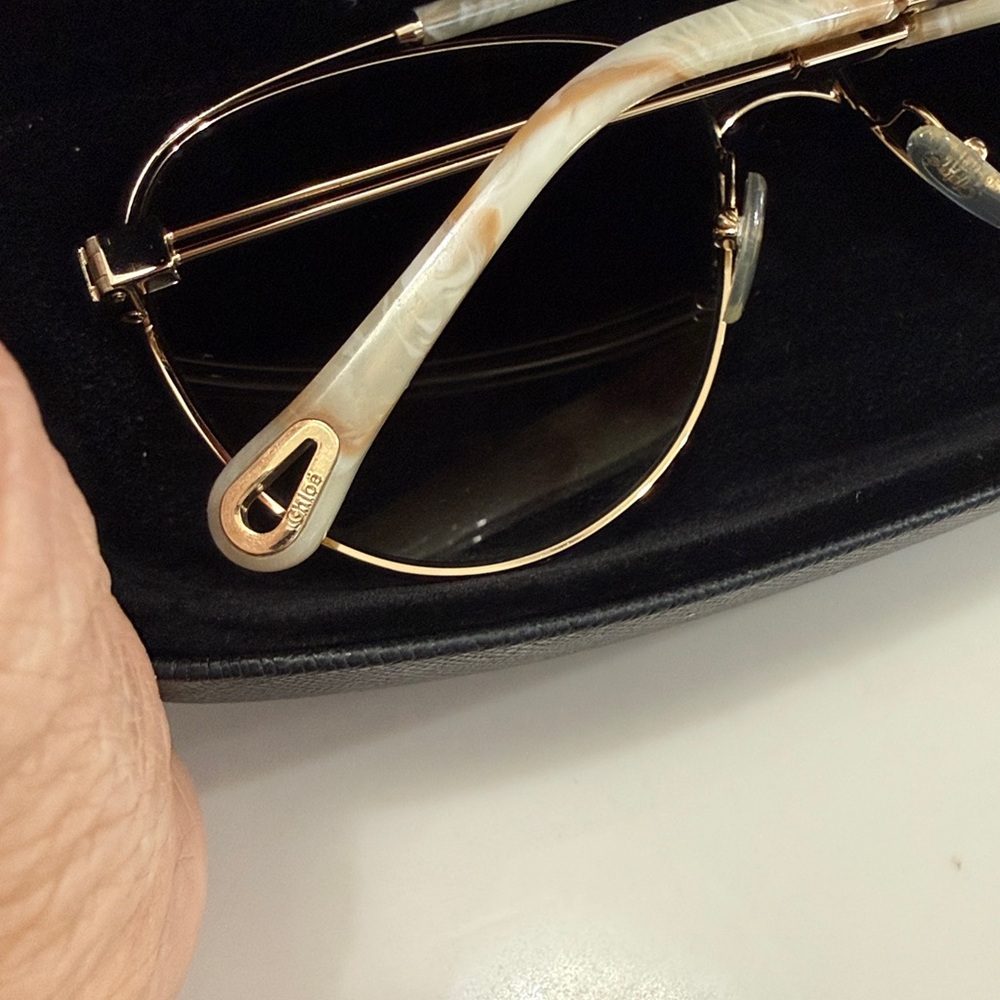 Like new authentic Chloe Gold Aviator Sunglasses - Picture 8 of 8